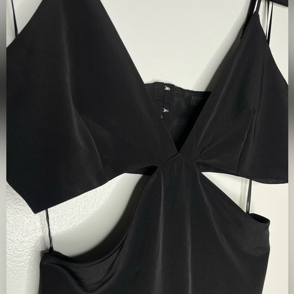 Black short crop top dress (m) F21 - Picture 2 of 5